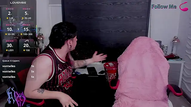 inkedsinners  online show from June 15, 3:09 am