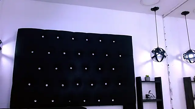 Snapshot of Dannesh_ chatting on June 18, 9:14 am Dannesh online show from June 18, 9:14 am