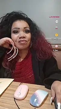 Snapshot of NailGoddessnow chatting on January 31, 10:20 am NailGoddessnow online show from January 31, 10:20 am