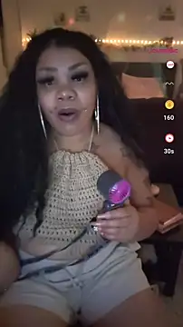 Snapshot of NailGoddessnow chatting on October 19, 3:51 am NailGoddessnow online show from October 19, 3:51 am