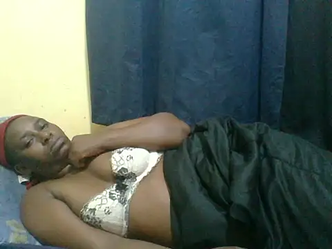 Snapshot of naughty-slender chatting on June 29, 2:51 am naughty-slender online show from June 29, 2:51 am