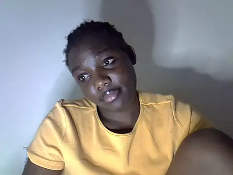 Snapshot of Ritty2030 chatting on June 12, 3:38 am Ritty2030 online show from June 12, 3:38 am