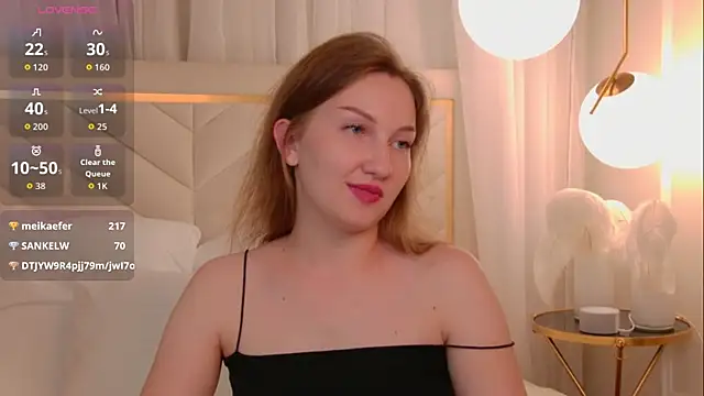Snapshot of JessicaMartin chatting on July 6, 3:03 pm JessicaMartin online show from July 6, 3:03 pm