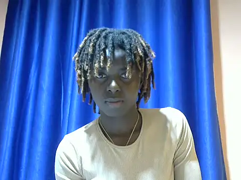 Snapshot of dolly_lioness chatting on June 20, 9:17 pm dolly lioness online show from June 20, 9:17 pm