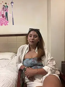 Julywant online show from June 26, 3:05 pm