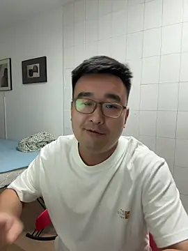 Snapshot of bobo-6688 chatting on July 1, 4:18 pm bobo-6688 online show from July 1, 4:18 pm