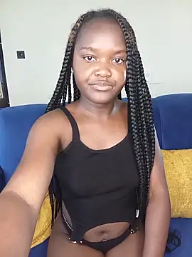 Snapshot of little_creamy chatting on June 8, 12:05 pm little creamy online show from June 8, 12:05 pm