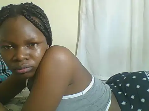 Snapshot of Sweetgal2025 chatting on June 4, 6:47 pm Sweetgal2025 online show from June 4, 6:47 pm