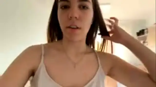Snapshot of LaurindaStalford chatting on June 6, 4:01 pm LaurindaStalford online show from June 6, 4:01 pm