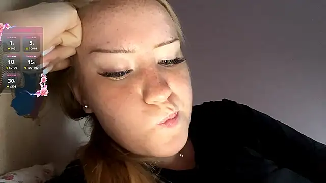 Snapshot of Lisi_Kiss_ chatting on July 2, 5:19 pm Lisi Kiss online show from July 2, 5:19 pm