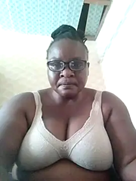 Snapshot of Judith123 chatting on July 6, 7:05 am Judith123 online show from July 6, 7:05 am