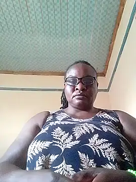 Snapshot of Judith123 chatting on July 10, 8:50 am Judith123 online show from July 10, 8:50 am