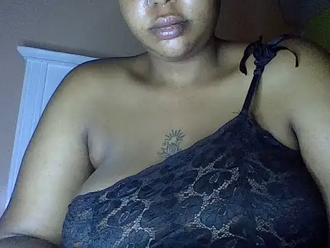 sexychubby22 online show from June 10, 8:08 pm