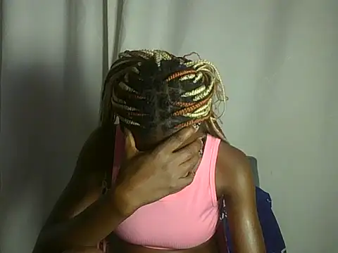 Snapshot of SleekCandy_petites chatting on June 28, 11:49 am SleekCandy petites online show from June 28, 11:49 am
