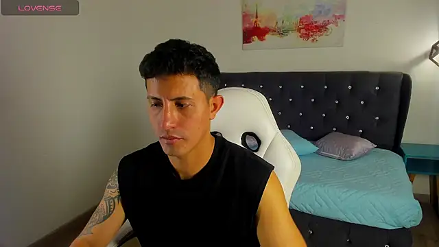 Snapshot of marcos_vieyra chatting on May 22, 7:30 pm marcos vieyra online show from May 22, 7:30 pm