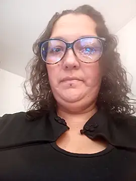 -Saraqueen-- online show from May 20, 4:02 pm