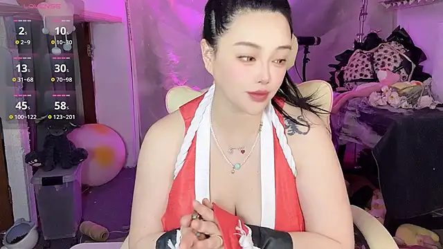 Snapshot of jiuer668 chatting on June 23, 3:21 pm jiuer668 online show from June 23, 3:21 pm