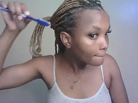 Snapshot of PrettyT5 chatting on July 13, 7:16 pm PrettyT5 online show from July 13, 7:16 pm