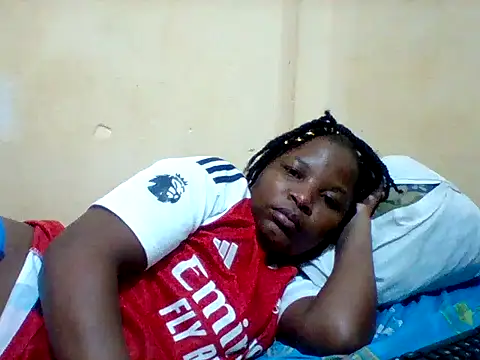 Snapshot of Camilla-Sweets chatting on May 17, 6:59 pm Camilla-Sweets online show from May 17, 6:59 pm