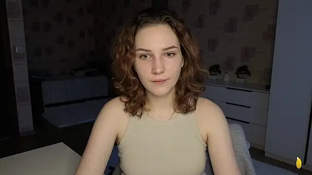 Snapshot of Megan_swiftss chatting on May 20, 5:19 pm Megan swiftss online show from May 20, 5:19 pm