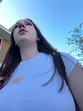 Snapshot of DoloresXO chatting on July 10, 4:53 pm DoloresXO online show from July 10, 4:53 pm