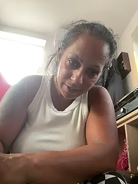 wildfarmbabe online show from July 5, 5:53 pm