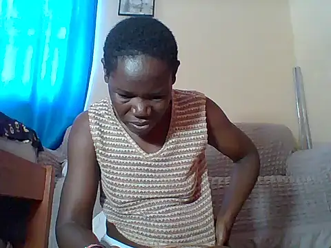 Snapshot of Blacksexyqueen24 chatting on June 26, 8:30 am Blacksexyqueen24 online show from June 26, 8:30 am