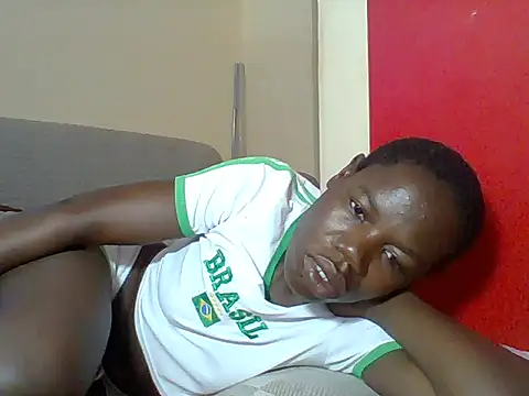 Snapshot of Blacksexyqueen24 chatting on June 28, 5:24 am Blacksexyqueen24 online show from June 28, 5:24 am