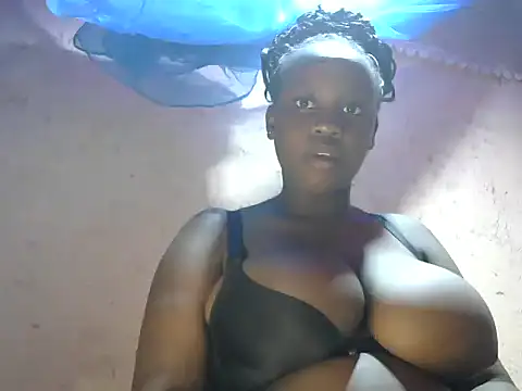 Tylla69 online show from July 4, 12:55 pm