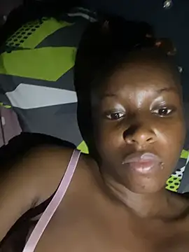 Snapshot of SassyPaulette chatting on June 2, 11:29 pm SassyPaulette online show from June 2, 11:29 pm