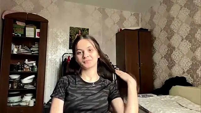 Snapshot of MarlynSiefkes chatting on June 6, 1:05 pm MarlynSiefkes online show from June 6, 1:05 pm