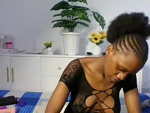 Snapshot of Sexy_natalia1 chatting on June 27, 2:01 pm Sexy natalia1 online show from June 27, 2:01 pm