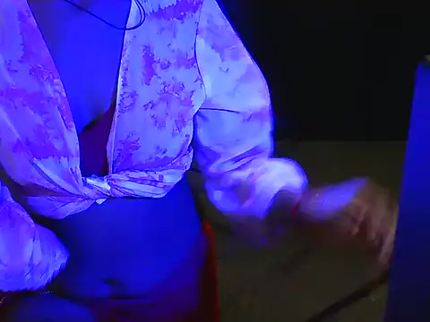 BabyQueen23 online show from June 16, 3:53 am
