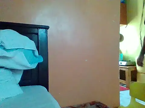Snapshot of dreamybabygirl1 chatting on June 9, 11:55 am dreamybabygirl1 online show from June 9, 11:55 am