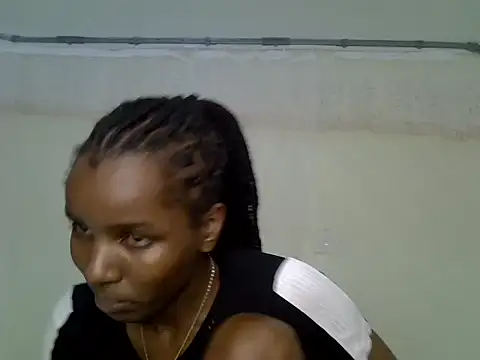 Snapshot of Sexy_vylsa chatting on June 20, 6:44 pm Sexy vylsa online show from June 20, 6:44 pm