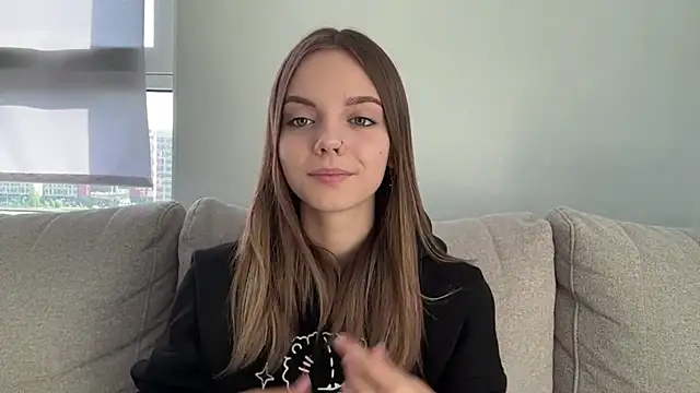 LisaPorse online show from July 1, 2:07 pm