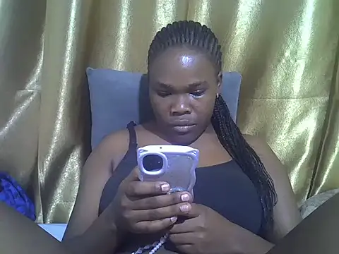 lovelymeli2 online show from June 12, 11:14 pm
