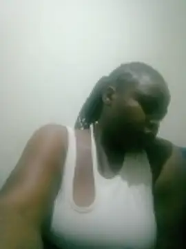Snapshot of Alexxxy_23 chatting on May 18, 9:09 pm Alexxxy 23 online show from May 18, 9:09 pm