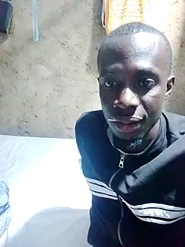 Snapshot of Lawal-Briana chatting on July 5, 5:42 pm Lawal-Briana online show from July 5, 5:42 pm