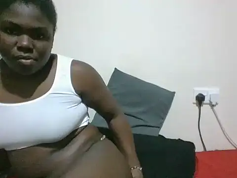 Snapshot of evethegurl chatting on June 20, 1:25 pm evethegurl online show from June 20, 1:25 pm