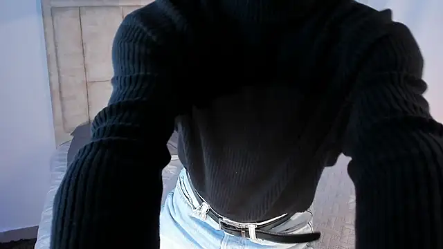 Snapshot of Luch609 chatting on May 18, 3:07 pm Luch609 online show from May 18, 3:07 pm
