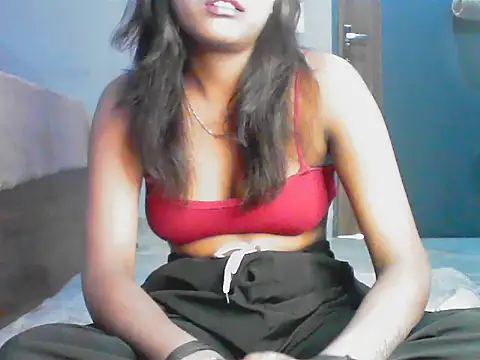 Snapshot of Diana_Penty chatting on May 18, 9:26 am Diana Penty online show from May 18, 9:26 am