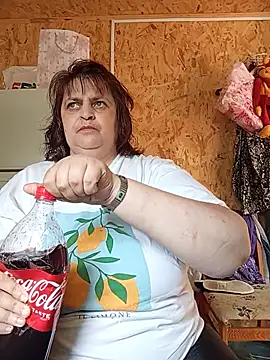 Snapshot of LisichkaOksana chatting on June 12, 10:58 am LisichkaOksana online show from June 12, 10:58 am