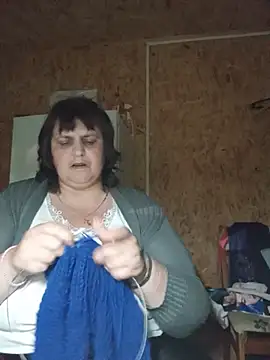 Snapshot of LisichkaOksana chatting on June 23, 9:13 pm LisichkaOksana online show from June 23, 9:13 pm