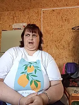 Snapshot of LisichkaOksana chatting on June 26, 9:03 am LisichkaOksana online show from June 26, 9:03 am