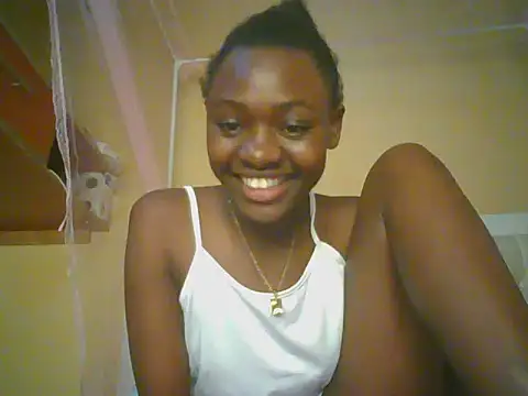 Snapshot of Preetygirlyz chatting on June 7, 3:38 pm Preetygirlyz online show from June 7, 3:38 pm