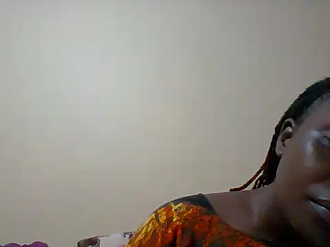 Snapshot of Spicy_melooo chatting on May 19, 8:04 pm Spicy melooo online show from May 19, 8:04 pm