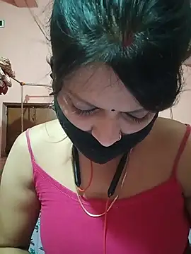 Snapshot of ZOYA-STRIP chatting on June 24, 4:28 pm ZOYA-STRIP online show from June 24, 4:28 pm