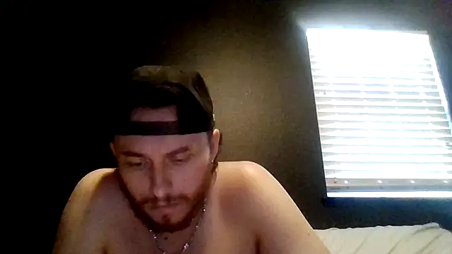 Snapshot of Tallhungcloudyyy chatting on June 15, 6:43 pm Tallhungcloudyyy online show from June 15, 6:43 pm