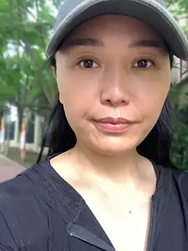 lylxili online show from May 28, 9:06 am